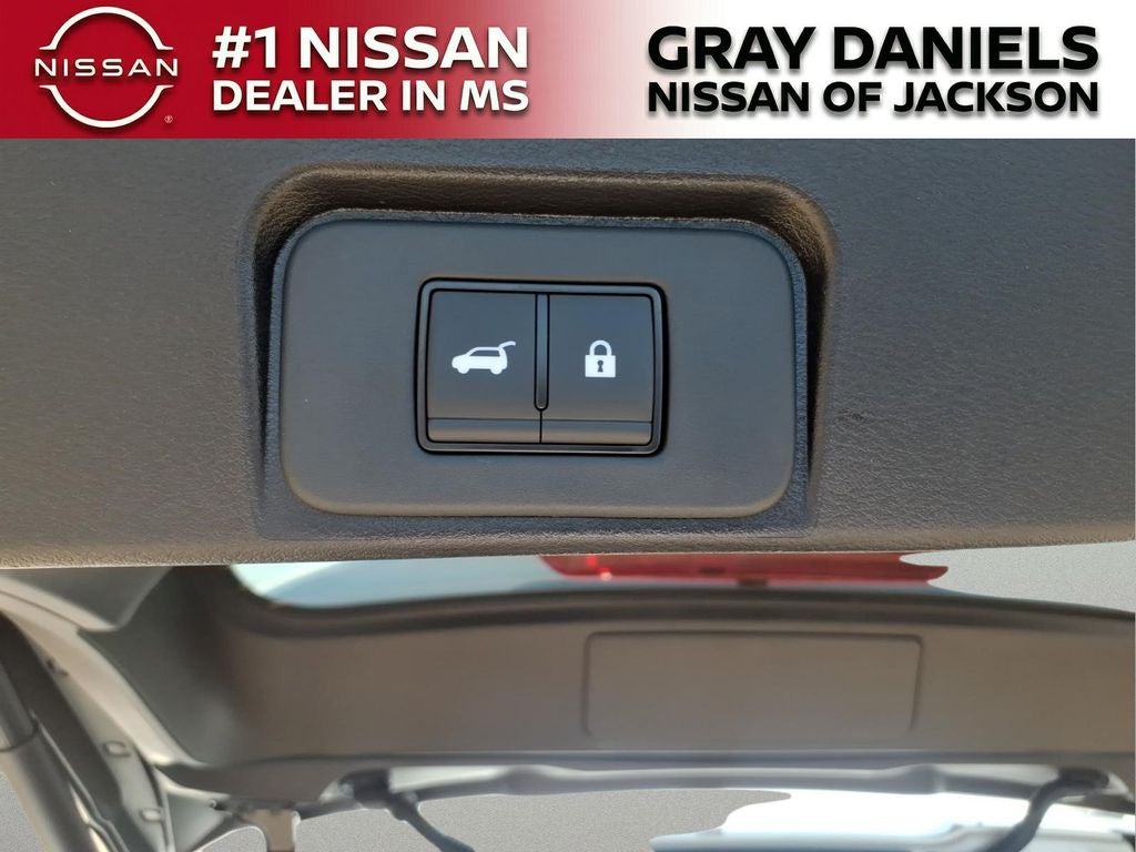 2026 Nissan Rogue Dark Armor