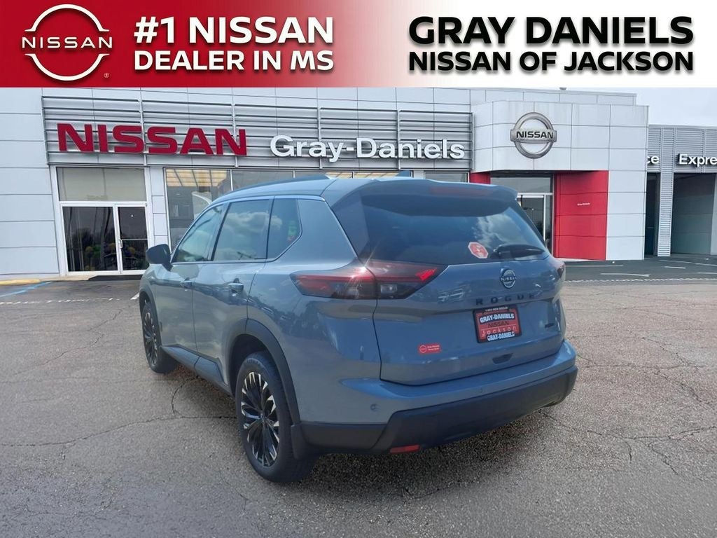 2026 Nissan Rogue Dark Armor