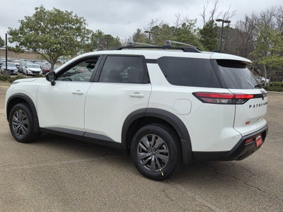 2026 Nissan Pathfinder SV