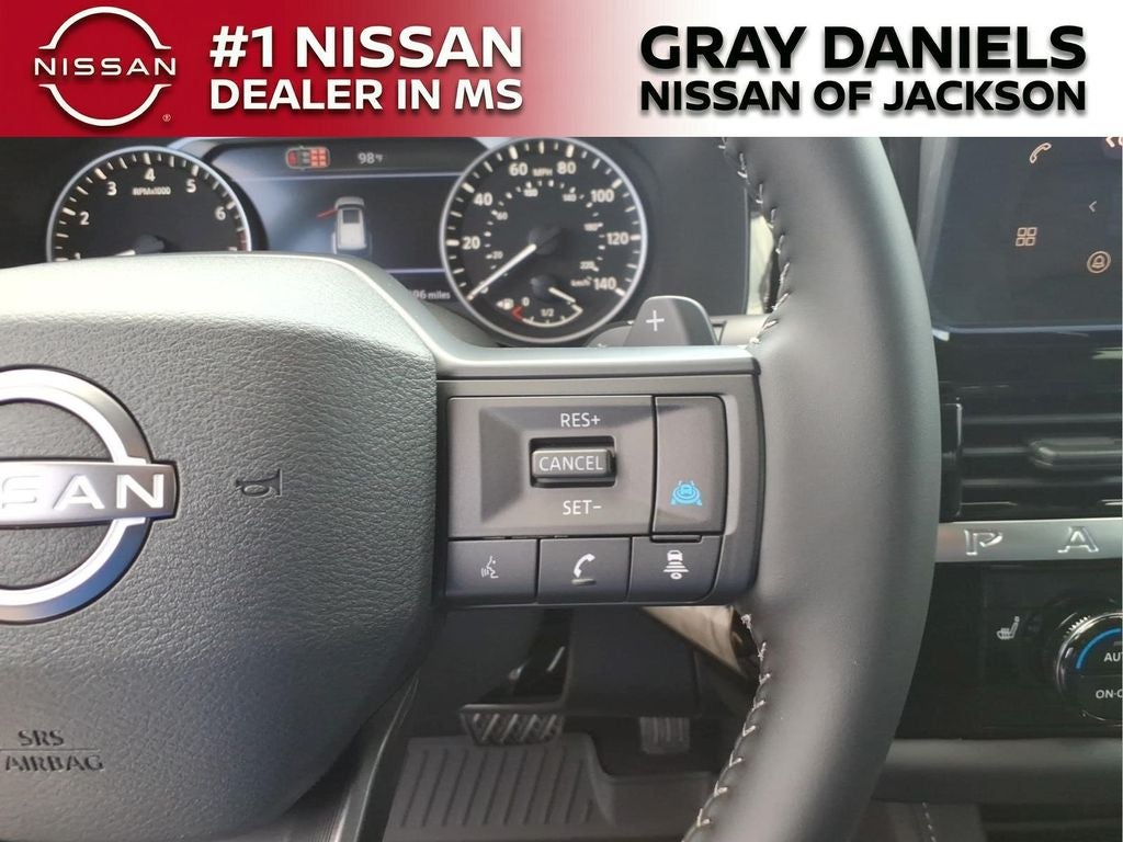 2026 Nissan Pathfinder SV