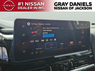 2026 Nissan Pathfinder SV