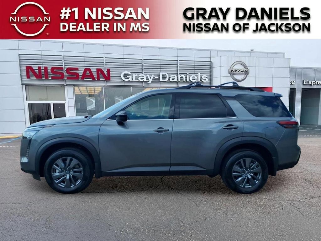 2026 Nissan Pathfinder SV