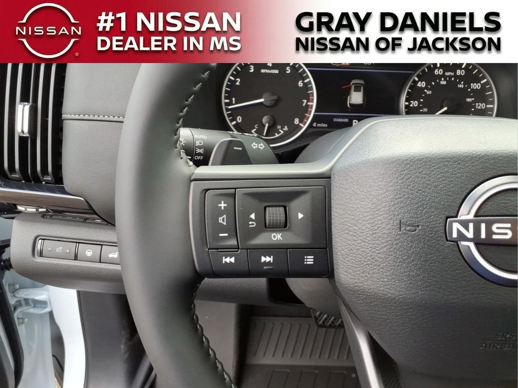 2026 Nissan Pathfinder SV