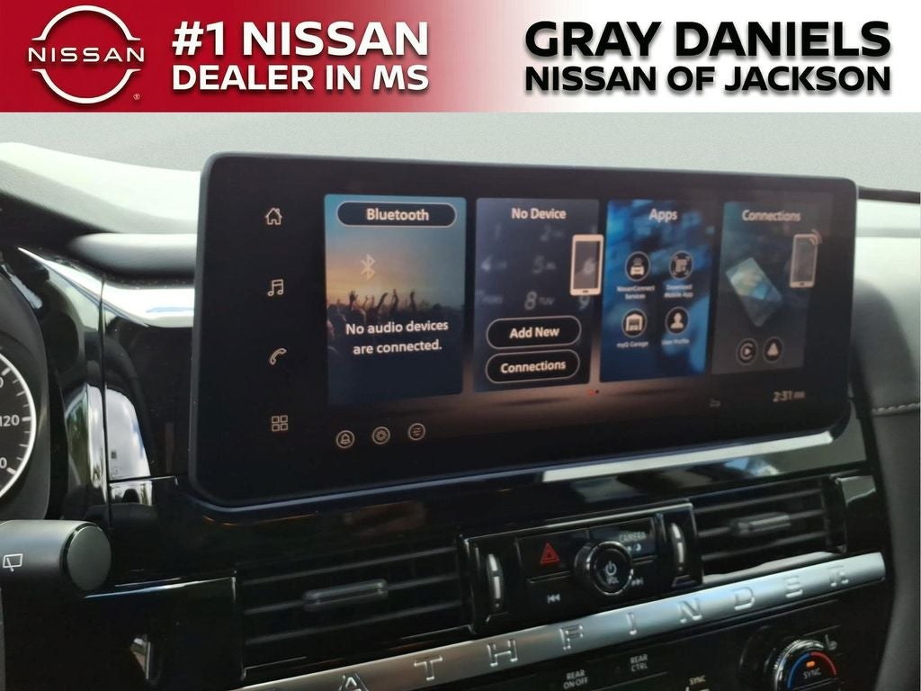 2026 Nissan Pathfinder SV