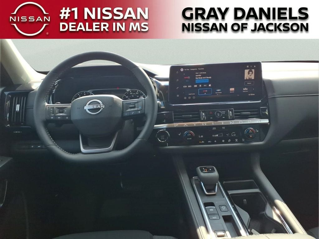 2026 Nissan Pathfinder SV