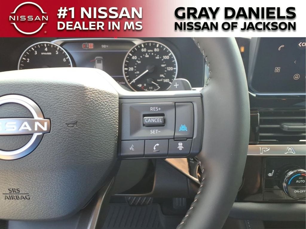 2026 Nissan Pathfinder SV