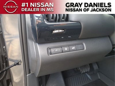 2026 Nissan Pathfinder SV