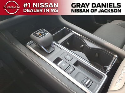 2026 Nissan Pathfinder SV
