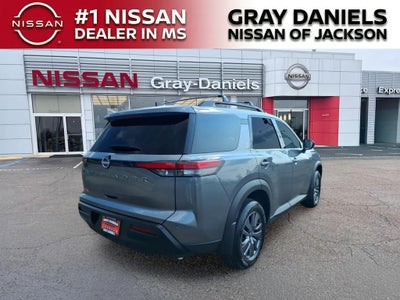 2026 Nissan Pathfinder SV