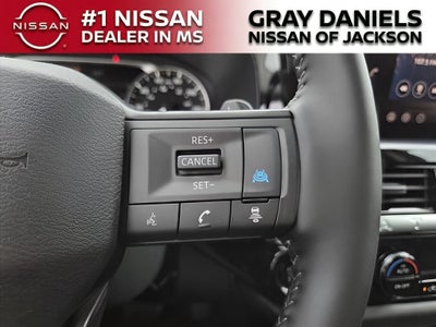 2026 Nissan Pathfinder SV