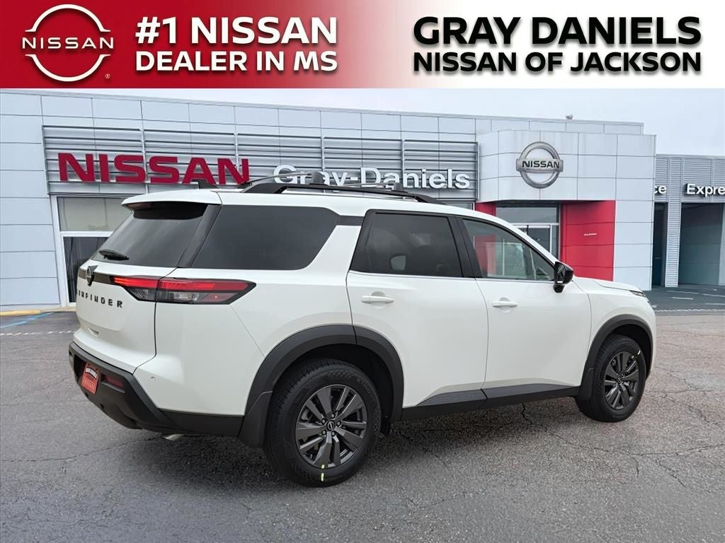 2026 Nissan Pathfinder SV