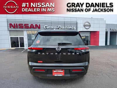 2026 Nissan Pathfinder SV
