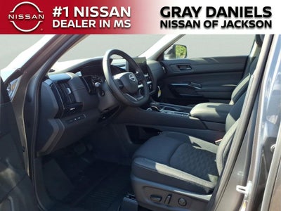2026 Nissan Pathfinder SV