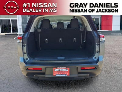 2026 Nissan Pathfinder SV
