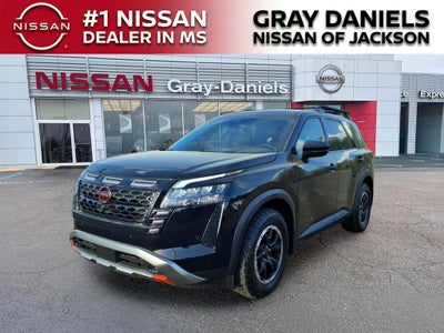 2026 Nissan Pathfinder SV