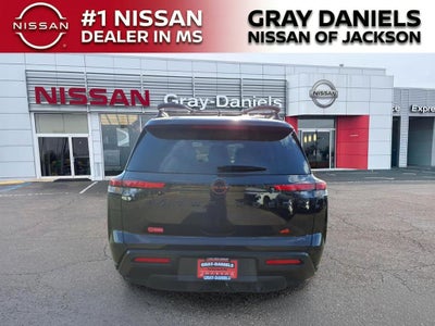 2026 Nissan Pathfinder SV