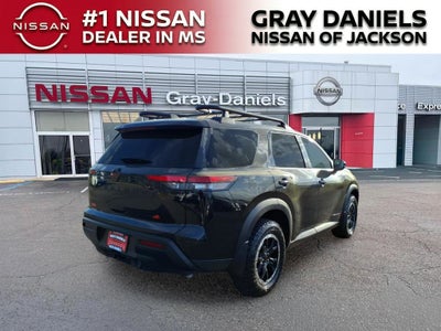 2026 Nissan Pathfinder SV