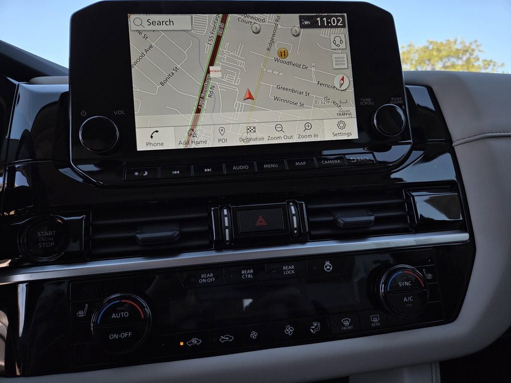 2025 Nissan Pathfinder SL