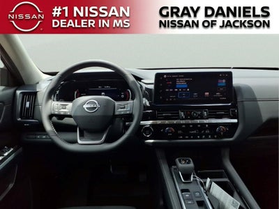 2026 Nissan Pathfinder SL