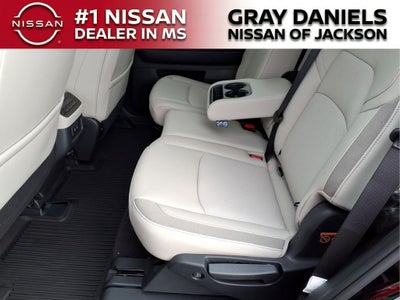 2026 Nissan Pathfinder SL