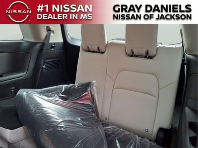 2026 Nissan Pathfinder SL