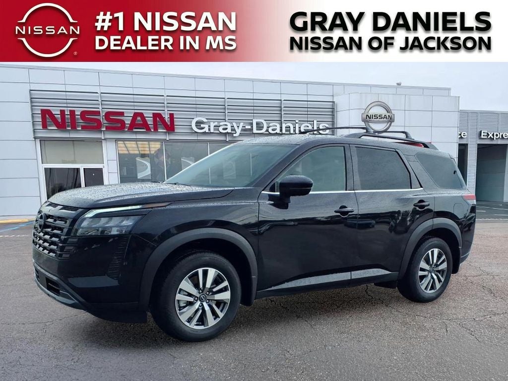 2026 Nissan Pathfinder SL
