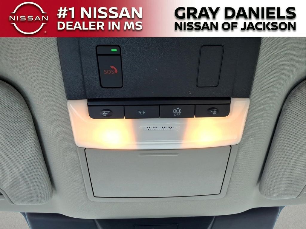 2026 Nissan Pathfinder SL