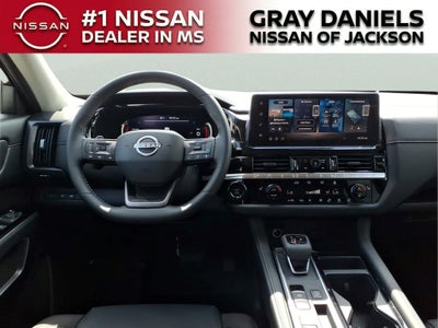 2026 Nissan Pathfinder SL