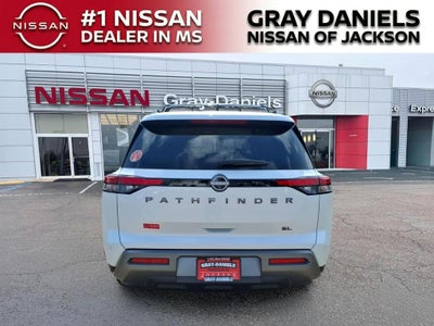 2026 Nissan Pathfinder SL