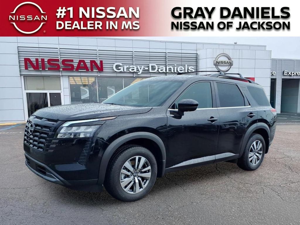 2026 Nissan Pathfinder SL