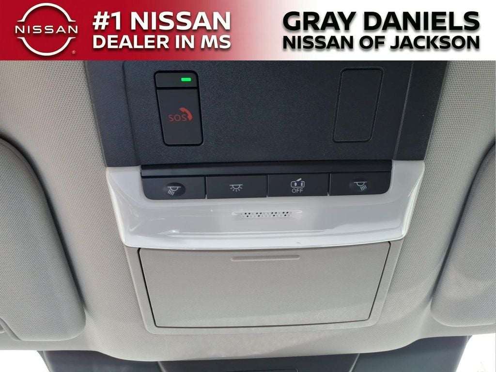 2026 Nissan Pathfinder SL