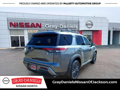 2026 Nissan Pathfinder SL