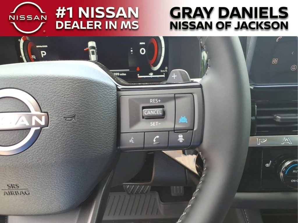 2026 Nissan Pathfinder SL