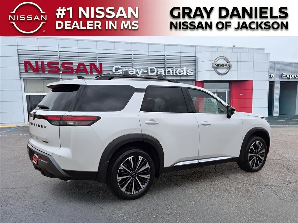 2026 Nissan Pathfinder Platinum