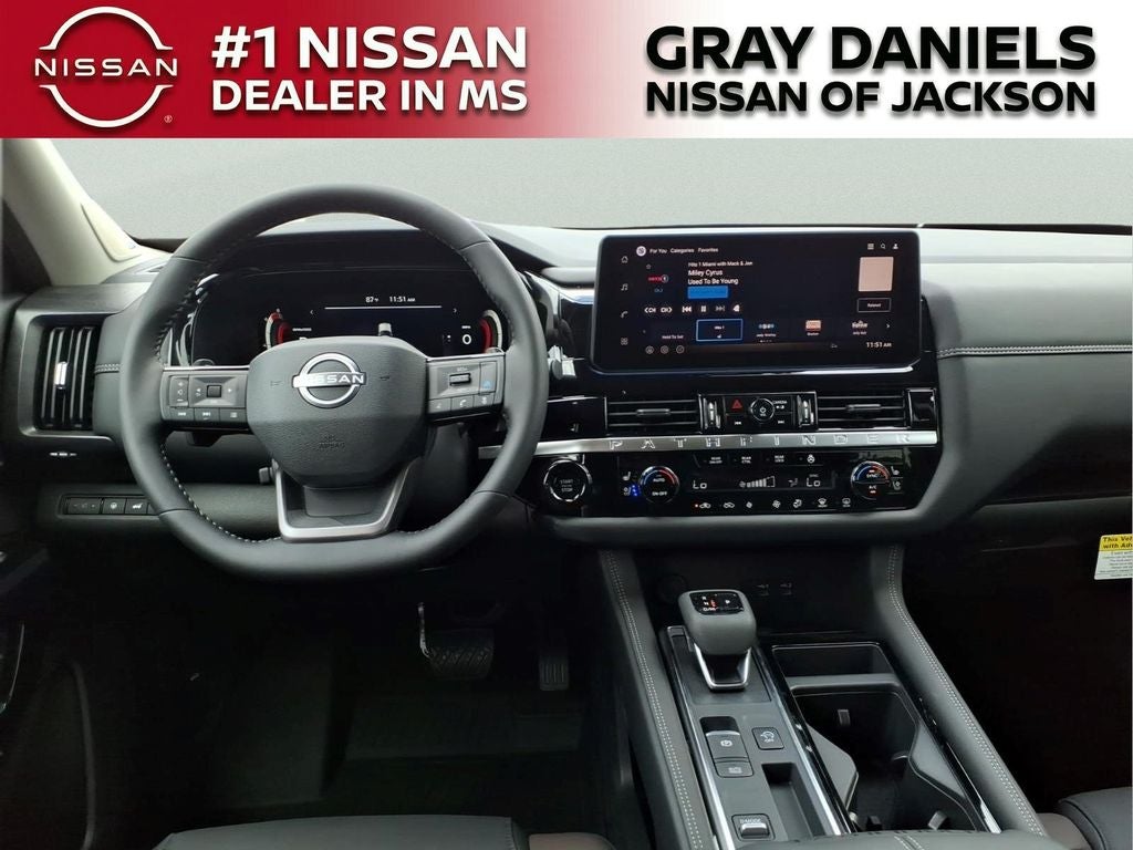 2026 Nissan Pathfinder Platinum