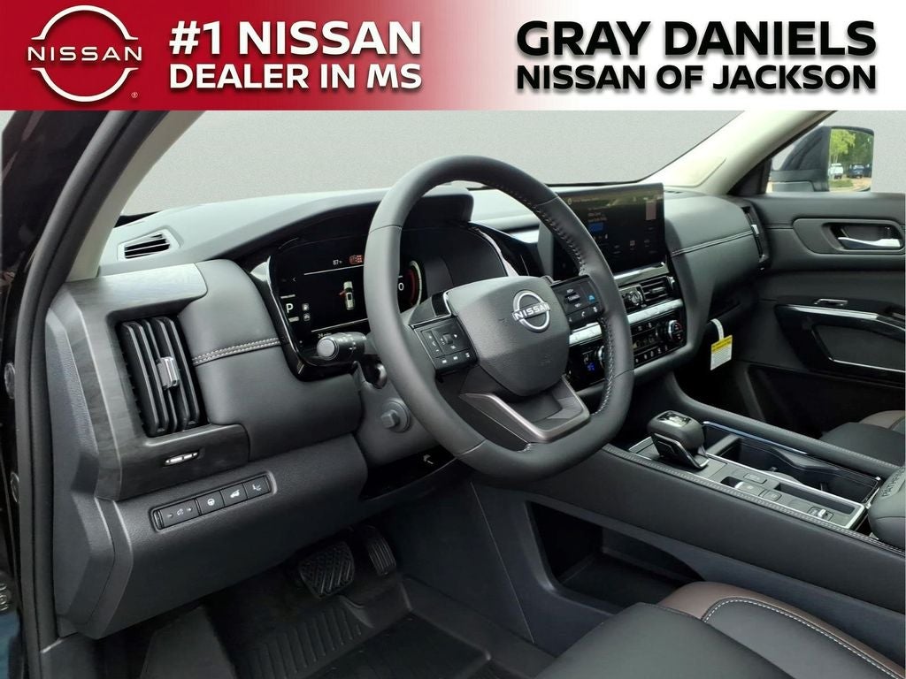 2026 Nissan Pathfinder Platinum