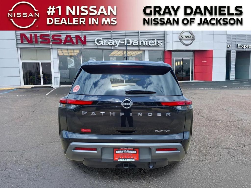 2026 Nissan Pathfinder Platinum