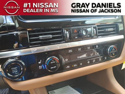 2026 Nissan Pathfinder Platinum