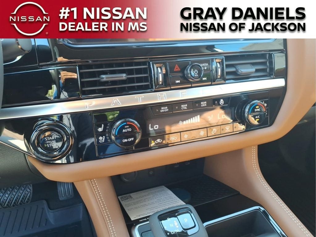 2026 Nissan Pathfinder Platinum