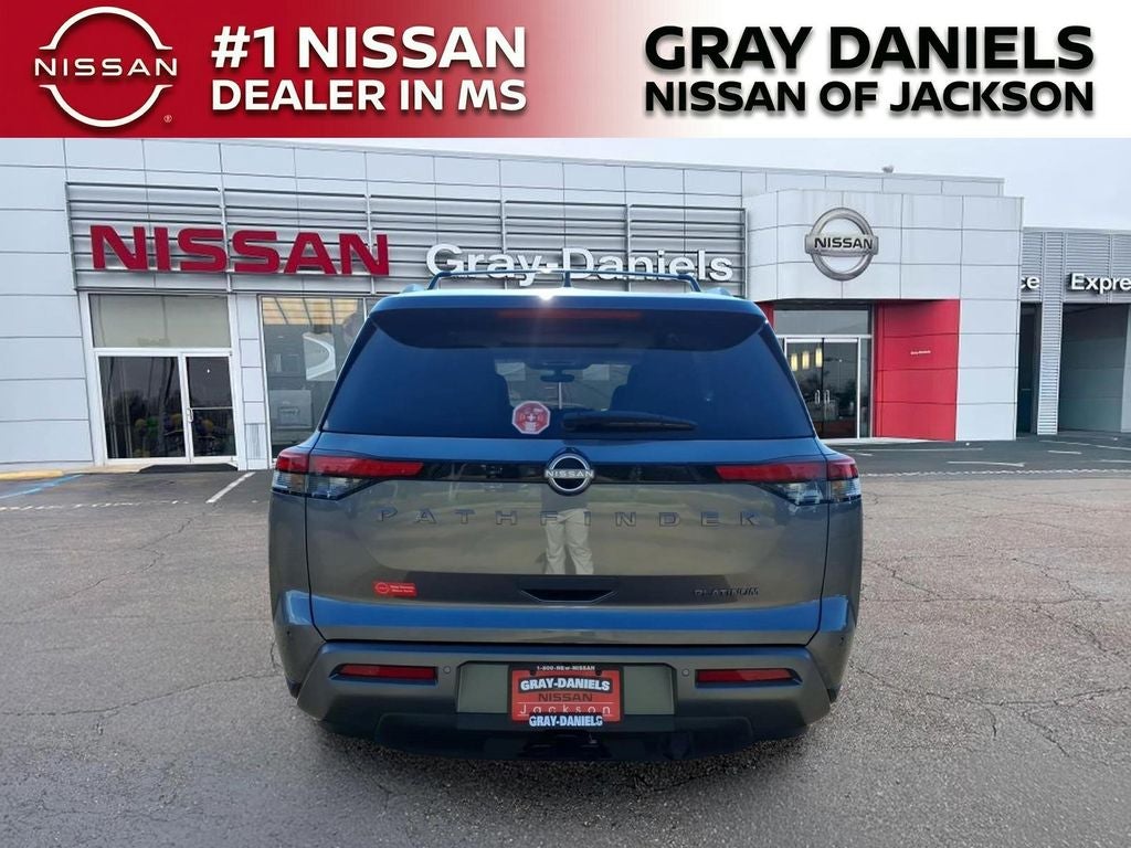 2026 Nissan Pathfinder Platinum