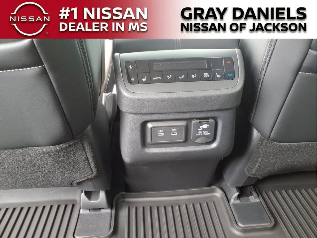 2026 Nissan Pathfinder Platinum