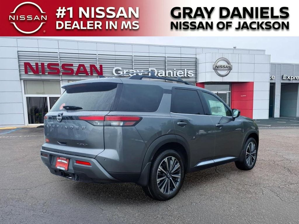 2026 Nissan Pathfinder Platinum