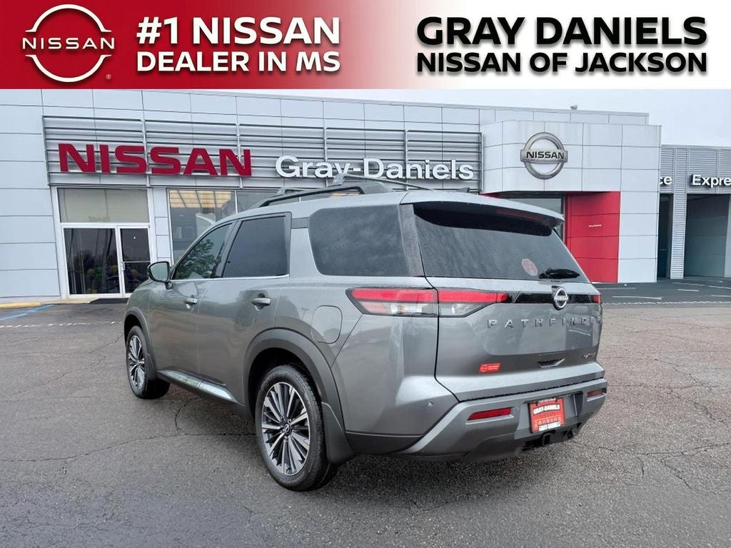 2026 Nissan Pathfinder Platinum