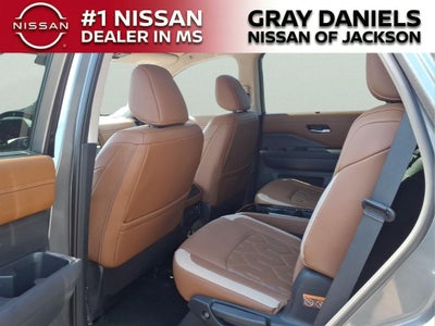 2026 Nissan Pathfinder Platinum