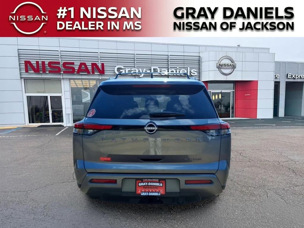 2026 Nissan Pathfinder Platinum