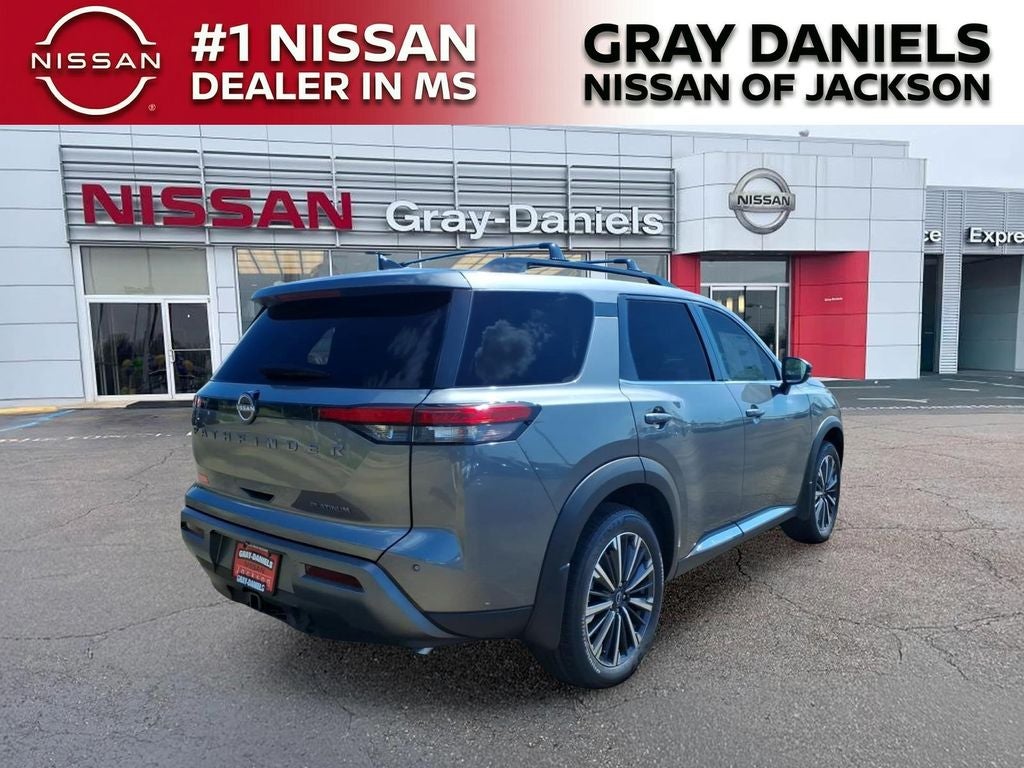 2026 Nissan Pathfinder Platinum