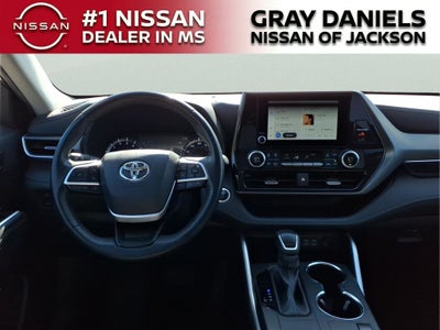 2024 Toyota Highlander LE