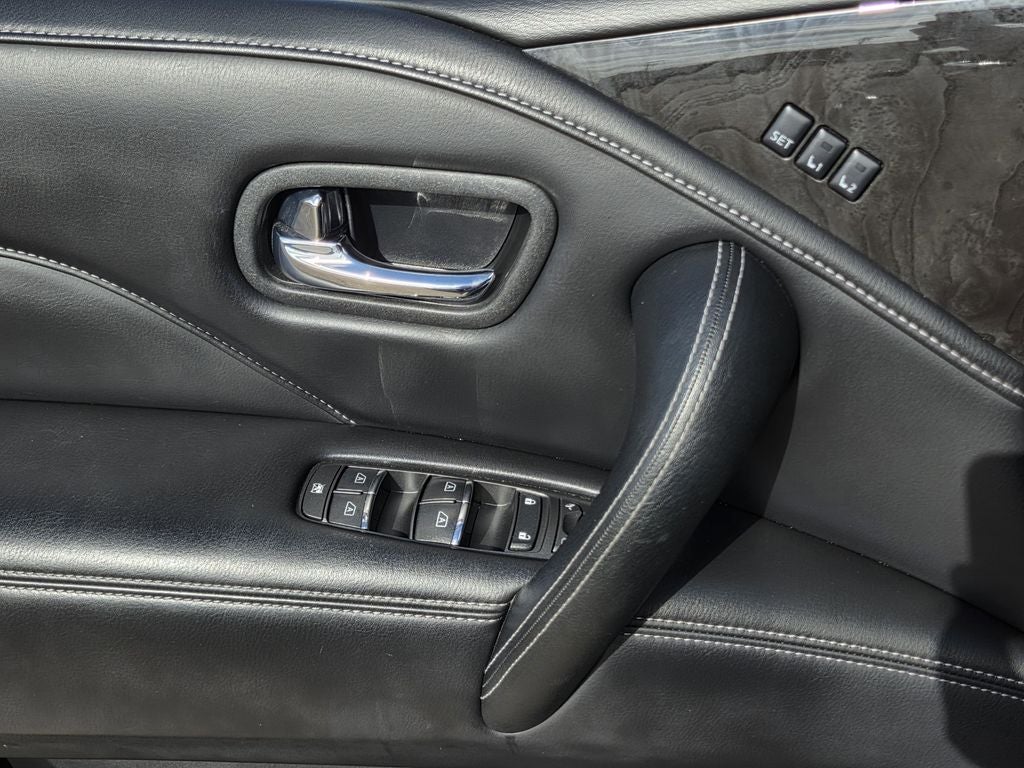 2024 INFINITI QX80 LUXE