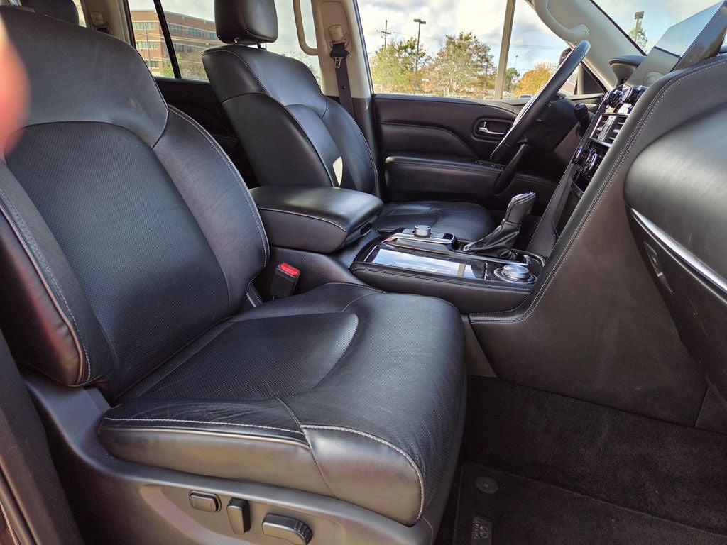 2024 INFINITI QX80 LUXE