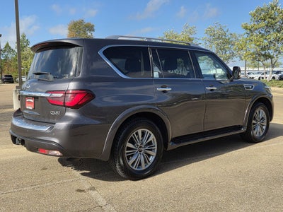 2024 INFINITI QX80 LUXE
